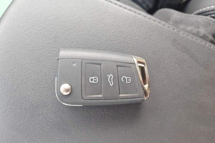 Used Volkswagen Tayron 2023 330TSI Two-Wheel-Drive Luxury Plus Advanced Version Vehicle Key
