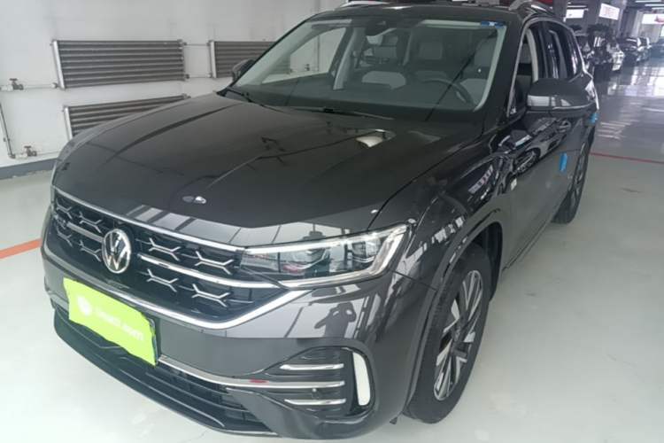 Used Volkswagen Tayron 2023 330TSI Two-Wheel-Drive R-Line High-Energy Version Guazi used car, China used car export, Used car for sale, Used  cars, Cheapest cars for sale