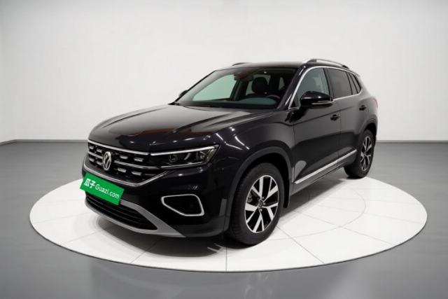 Ojetý Volkswagen Tayron 2023 330TSI Two-Wheel-Drive Luxury Plus Advanced Version