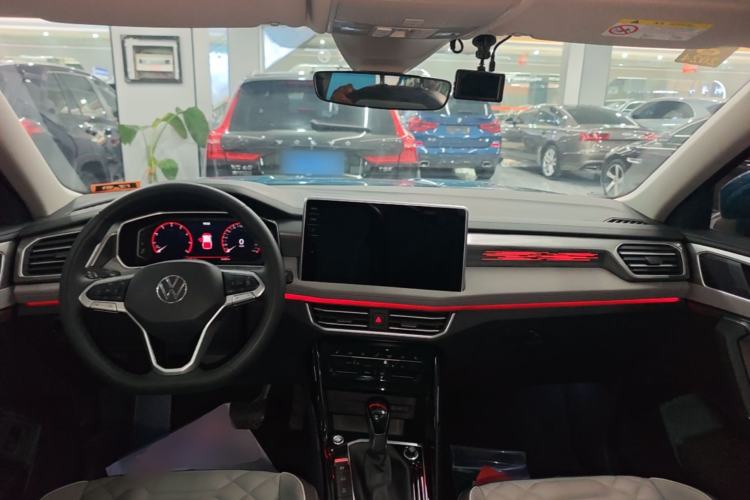 Used Volkswagen Tayron 2023 380TSI Four-Wheel Drive R-Line High-Energy Version Center Console