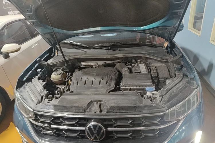 Used Volkswagen Tayron 2023 380TSI Four-Wheel Drive R-Line Pro Smart Edition Engine Bay