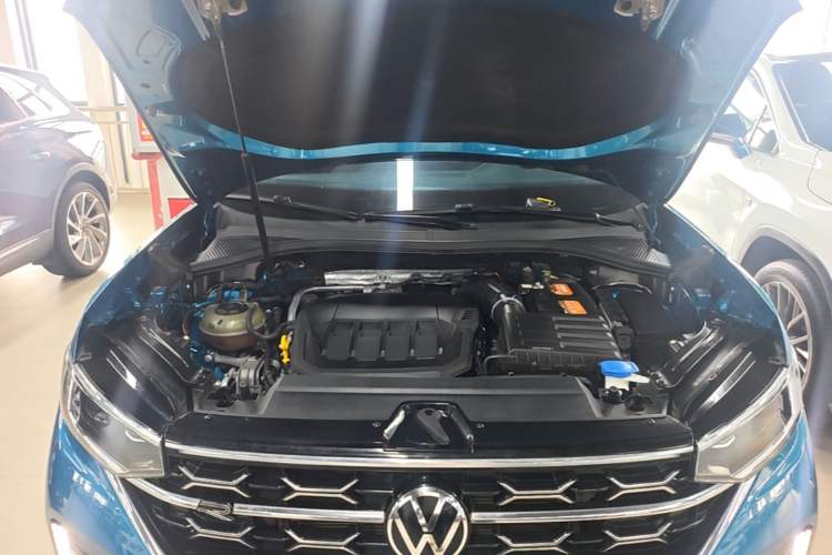 Used Volkswagen Tayron 2023 380TSI Four-Wheel Drive R-Line High-Energy Version Engine Bay