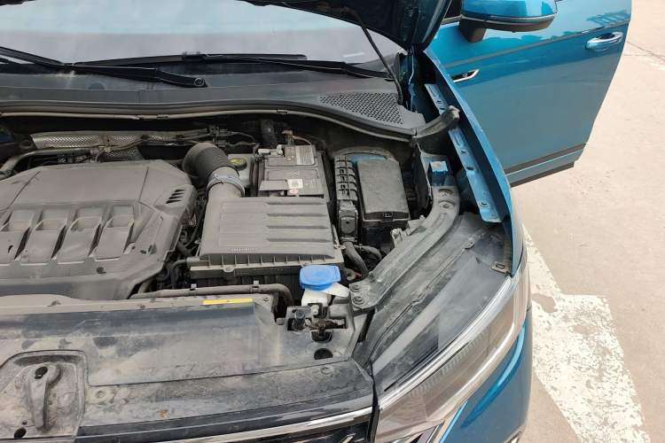 Used Volkswagen Tayron 2023 380TSI Four-Wheel Drive R-Line Pro Smart Edition Engine Bay Left