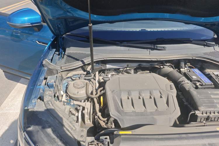 Used Volkswagen Tayron 2023 380TSI Four-Wheel Drive R-Line Pro Smart Edition Engine Bay Right