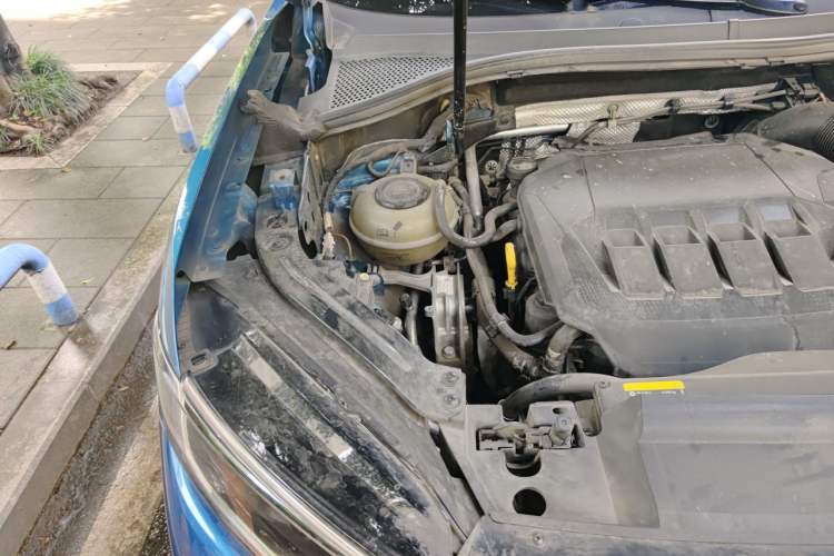 Used Volkswagen Tayron 2023 380TSI Four-Wheel Drive R-Line Pro Smart Edition Engine Bay Right