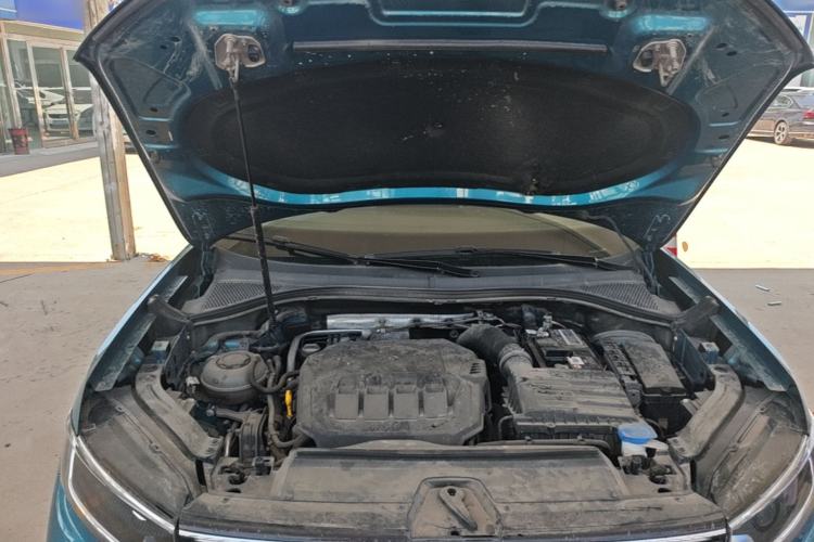 Used Volkswagen Tayron 2023 380TSI Four-Wheel Drive R-Line Pro Smart Edition Engine Bay