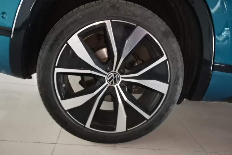 Used Volkswagen Tayron 2023 380TSI Four-Wheel Drive R-Line Pro Smart Edition Exterior 5