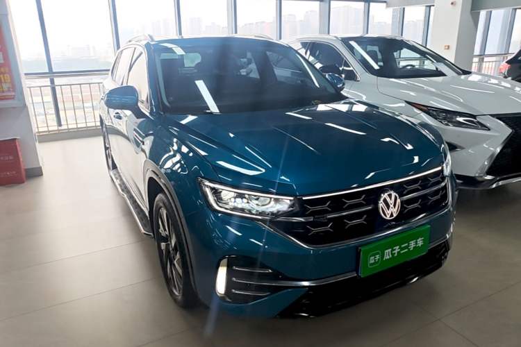 Used Volkswagen Tayron 2023 380TSI Four-Wheel Drive R-Line High-Energy Version Front Right 45 Deg