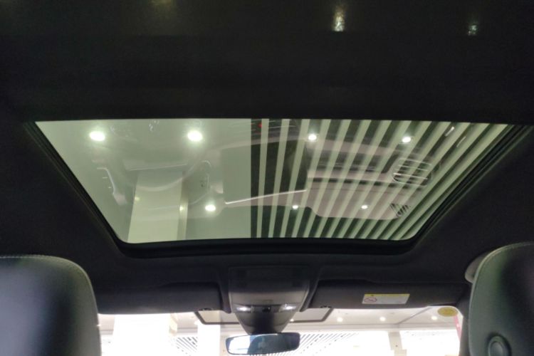 Used Volkswagen Tayron 2023 380TSI Four-Wheel Drive R-Line Pro Smart Edition Headliner