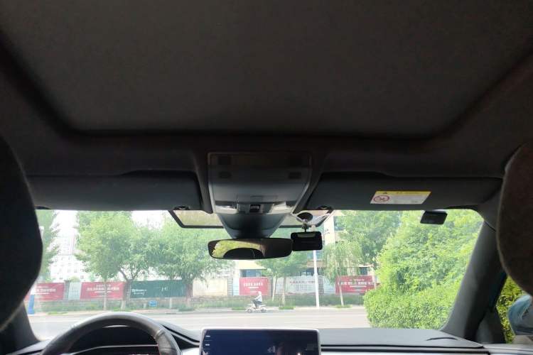 Used Volkswagen Tayron 2023 380TSI Four-Wheel Drive R-Line Pro Smart Edition Headliner