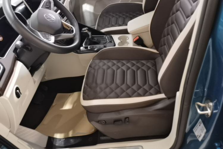 Used Volkswagen Tayron 2023 280TSI Two-Wheel-Drive Luxury Plus Advanced Version Left Front Seat