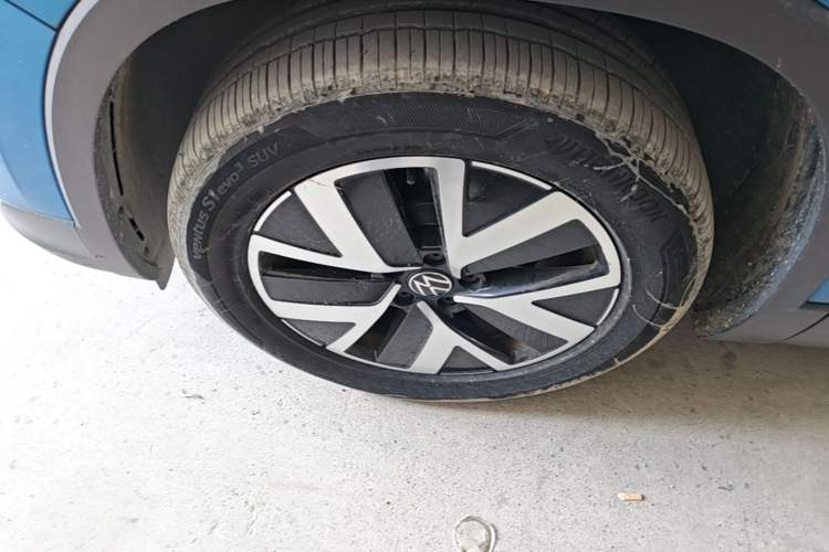 Used Volkswagen Tayron 2023 280TSI Two-Wheel-Drive Luxury Plus Advanced Version Left Front Wheel Hub