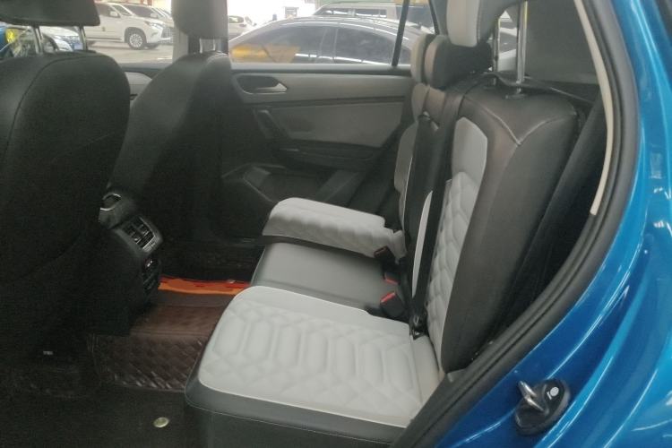 Used Volkswagen Tayron 2023 380TSI Four-Wheel Drive R-Line High-Energy Version Left Rear Seat