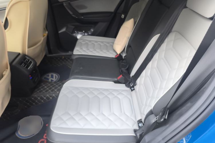 Used Volkswagen Tayron 2023 330TSI Two-Wheel-Drive R-Line High-Energy Version Left Rear Seat