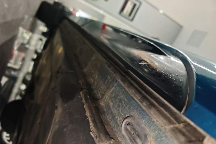 Used Volkswagen Tayron 2023 380TSI Four-Wheel Drive R-Line High-Energy Version Left Side Sill