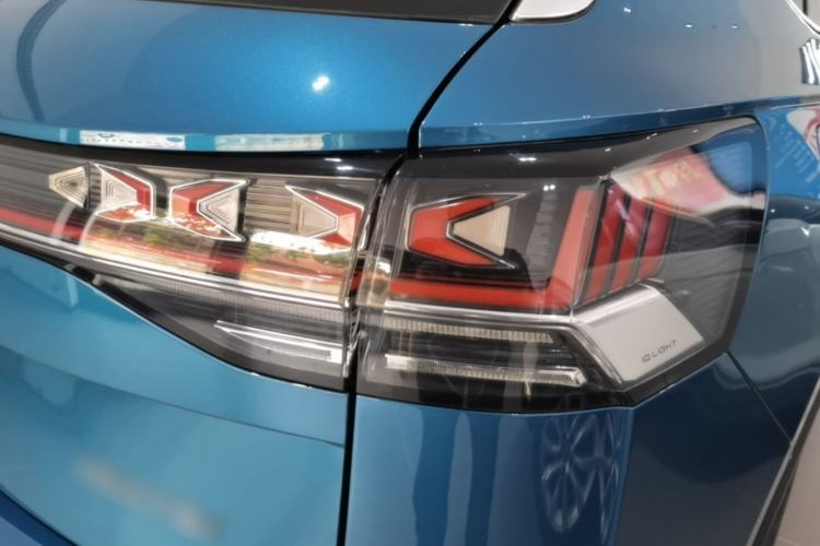 Used Volkswagen Tayron 2023 280TSI Two-Wheel-Drive Luxury Plus Advanced Version Right Rear Taillight