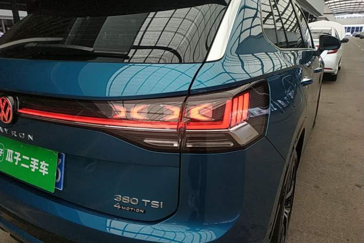 Used Volkswagen Tayron 2023 380TSI Four-Wheel Drive R-Line Pro Smart Edition Right Rear Taillight