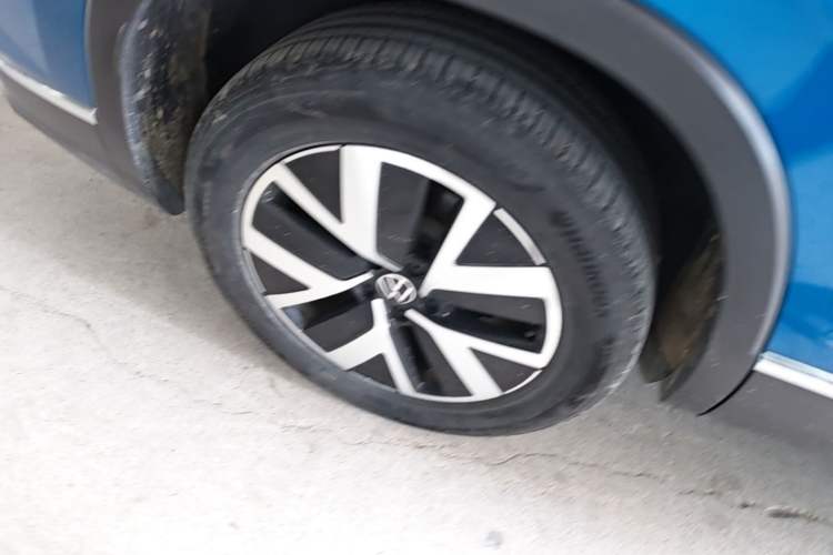 Used Volkswagen Tayron 2023 280TSI Two-Wheel-Drive Luxury Plus Advanced Version Right Rear Wheel Hub