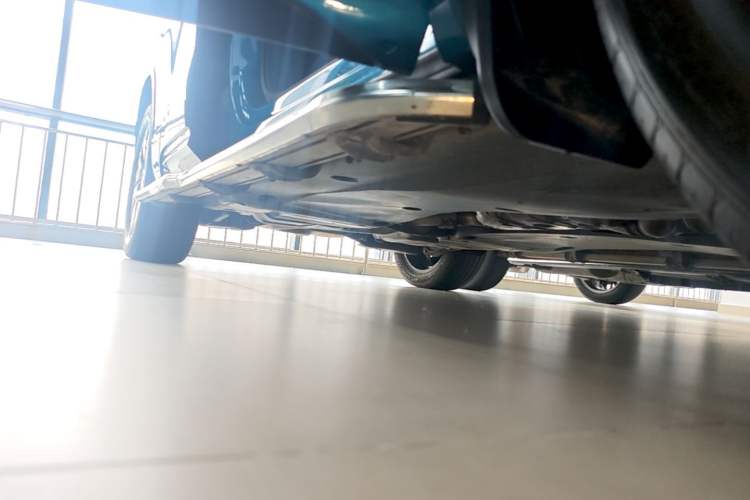 Used Volkswagen Tayron 2023 380TSI Four-Wheel Drive R-Line High-Energy Version Right Side Sill