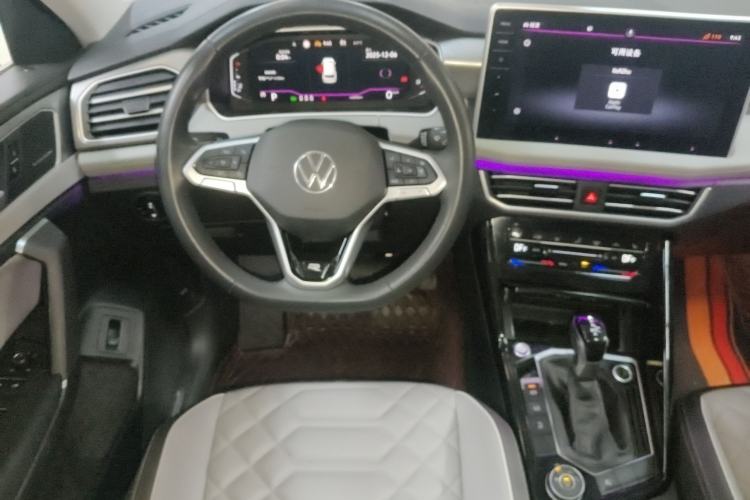 Used Volkswagen Tayron 2023 380TSI Four-Wheel Drive R-Line High-Energy Version Steering Wheel