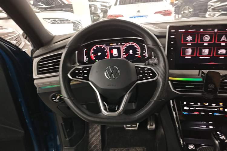 Used Volkswagen Tayron 2023 380TSI Four-Wheel Drive R-Line Pro Smart Edition Steering Wheel