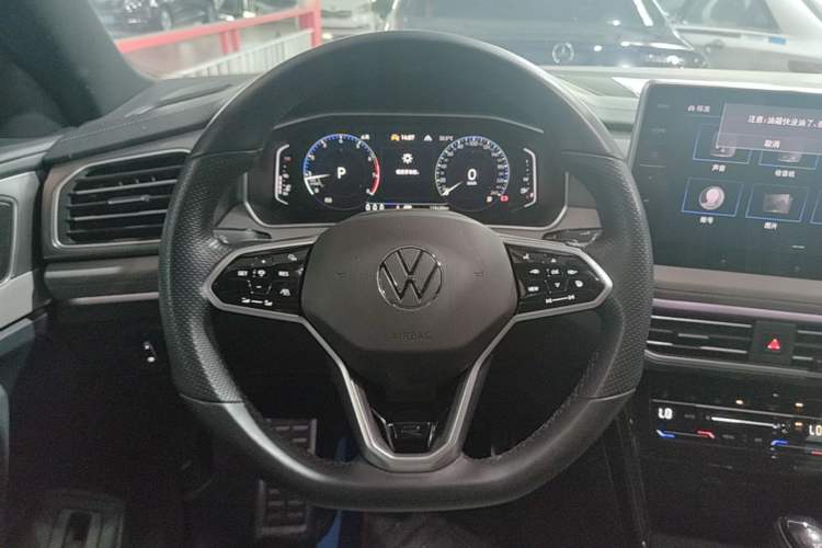 Used Volkswagen Tayron 2023 380TSI Four-Wheel Drive R-Line Pro Smart Edition Steering Wheel