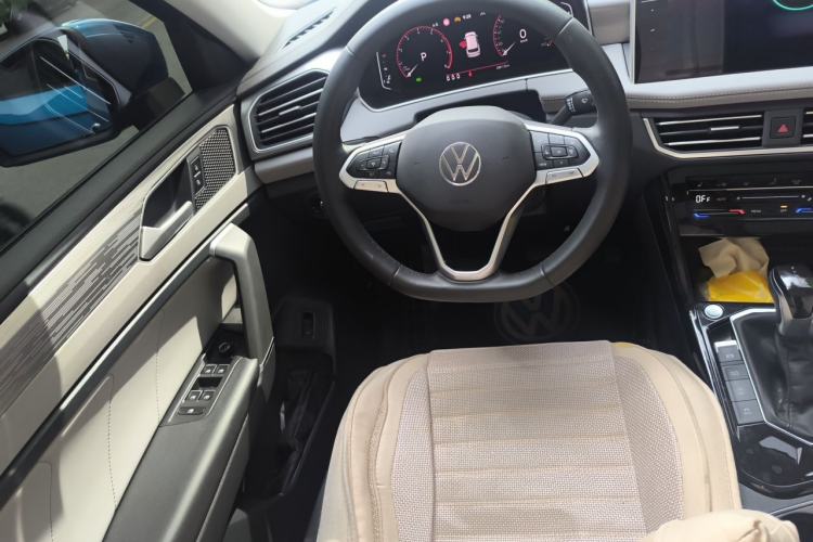 Used Volkswagen Tayron 2023 330TSI Two-Wheel-Drive R-Line High-Energy Version Steering Wheel