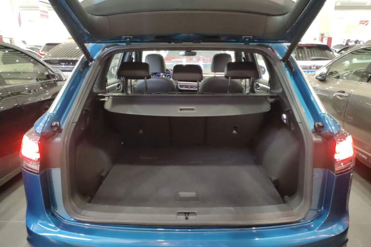 Used Volkswagen Tayron 2023 380TSI Four-Wheel Drive R-Line Pro Smart Edition Trunk