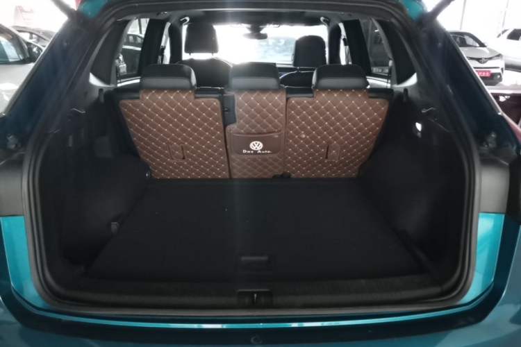 Used Volkswagen Tayron 2023 380TSI Four-Wheel Drive R-Line Pro Smart Edition Trunk