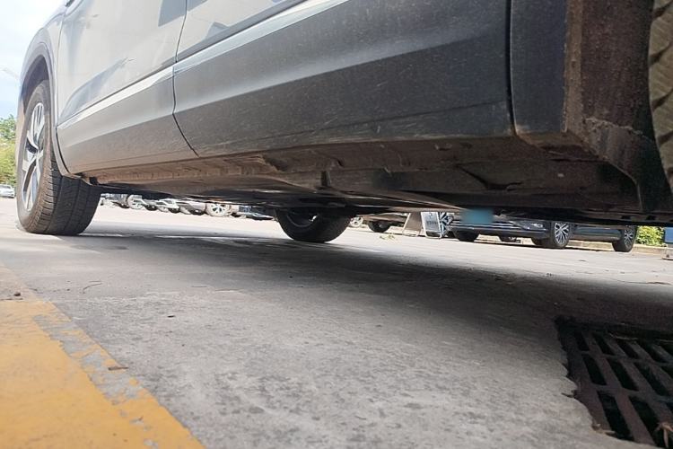 Used Volkswagen Tayron  Chassis Rear Left