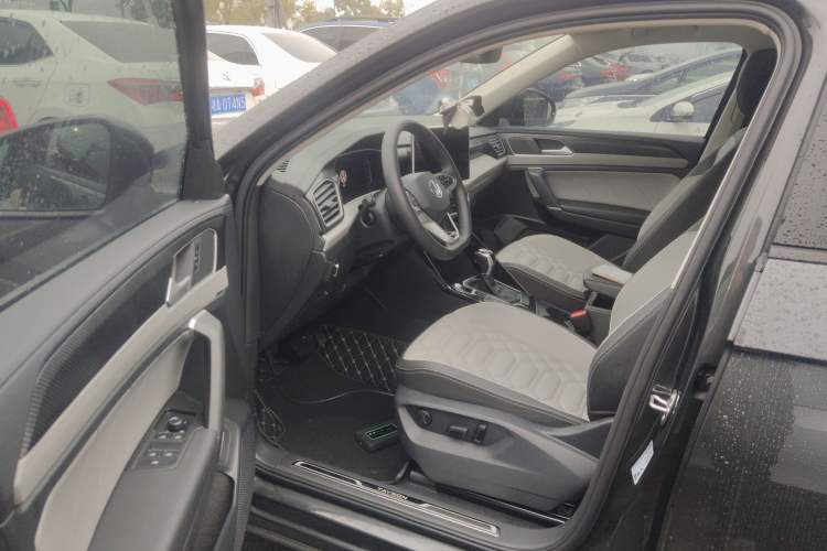 Used Volkswagen Tayron 2023 330TSI Two-Wheel-Drive Luxury Plus Advanced Version Driver Seat