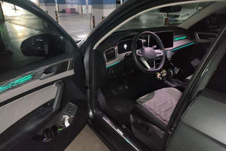 Used Volkswagen Tayron 2023 330TSI Two-Wheel-Drive R-Line High-Energy Version Driver Seat
