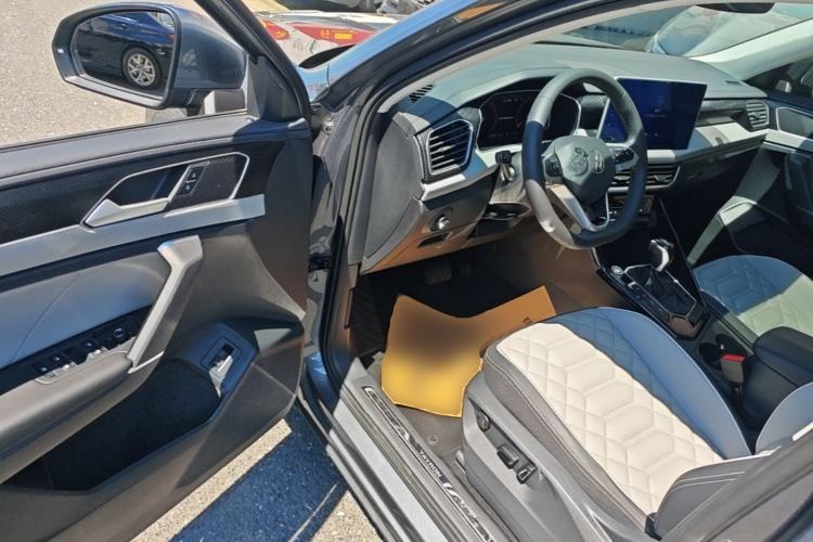 Used Volkswagen Tayron 2023 330TSI Two-Wheel-Drive Luxury Plus Advanced Version Driver Seat