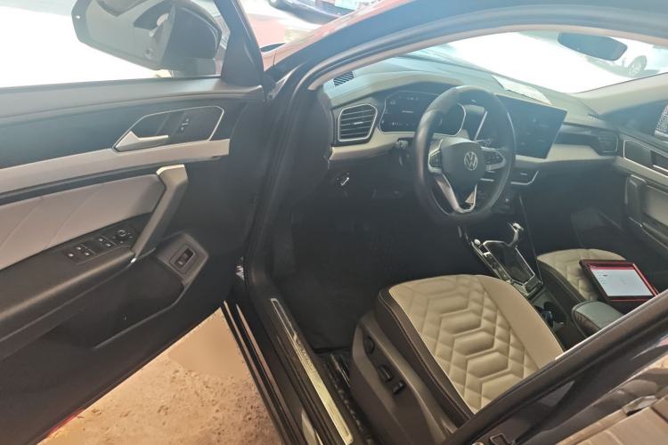 Used Volkswagen Tayron 2023 330TSI Two-Wheel-Drive Luxury Plus Advanced Version Driver Seat