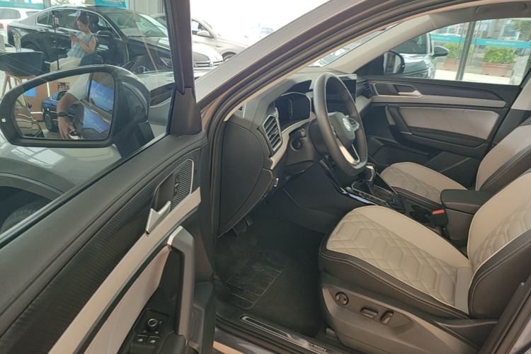 Used Volkswagen Tayron 2023 300TSI Two-Wheel-Drive Luxury Plus Advanced Edition Driver Seat
