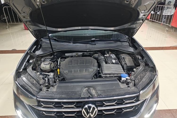 Used Volkswagen Tayron 2023 330TSI Two-Wheel-Drive Luxury Plus Advanced Version Engine Bay