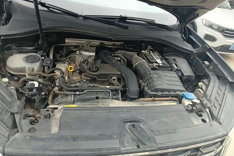 Used Volkswagen Tayron 2023 300TSI Two-Wheel-Drive Luxury Plus Advanced Edition Engine Bay