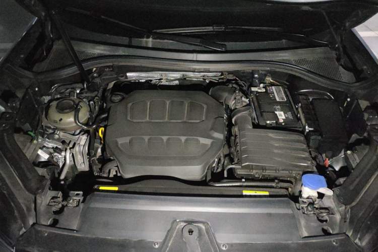 Used Volkswagen Tayron 2023 330TSI Two-Wheel-Drive R-Line High-Energy Version Engine Bay