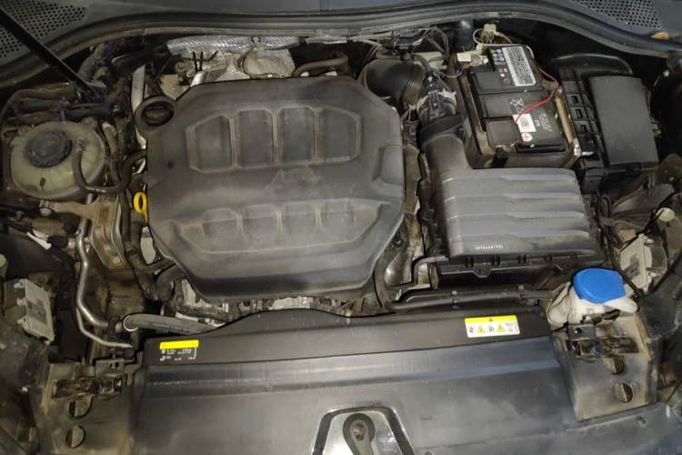 Used Volkswagen Tayron 2023 330TSI Two-Wheel-Drive Luxury Plus Advanced Version Engine Bay