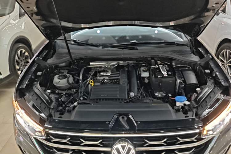 Used Volkswagen Tayron 2023 280TSI Two-Wheel-Drive Luxury Plus Advanced Version Engine Bay