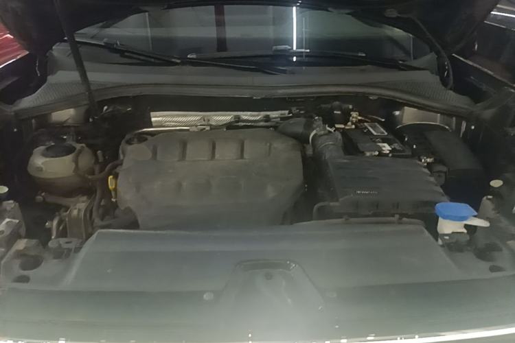 Used Volkswagen Tayron 2023 330TSI Two-Wheel-Drive Luxury Plus Advanced Version Engine Bay