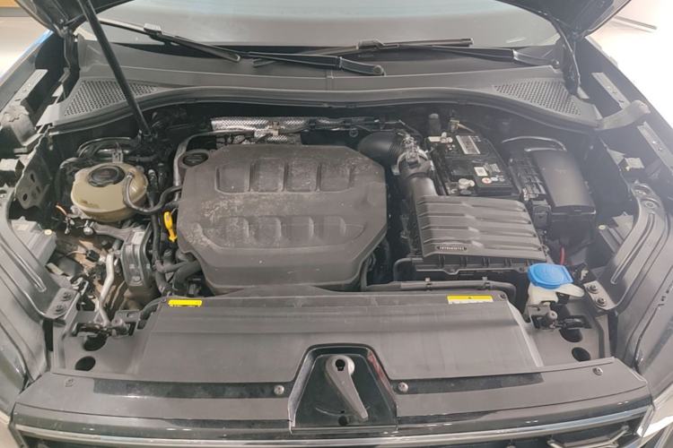 Used Volkswagen Tayron 2023 330TSI Two-Wheel-Drive R-Line High-Energy Version Engine Bay