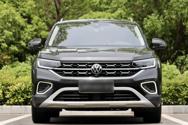 Used Volkswagen Tayron 2023 330TSI Two-Wheel-Drive Luxury Plus Advanced Version Exterior 4