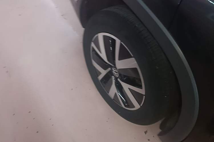 Used Volkswagen Tayron 2023 330TSI Two-Wheel-Drive Luxury Plus Advanced Version Exterior 5