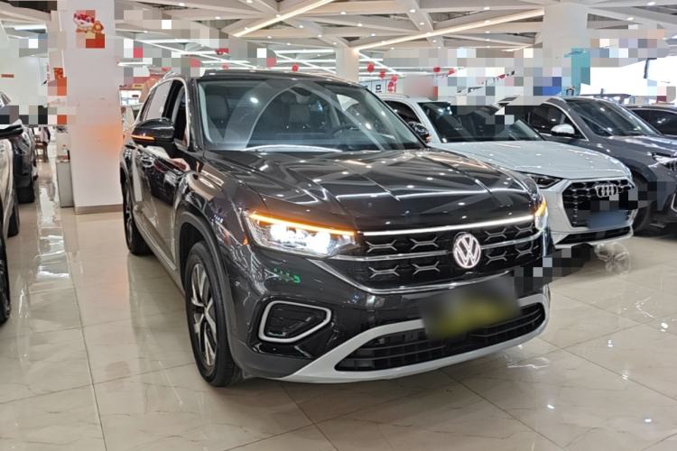 Used Volkswagen Tayron 2023 280TSI Two-Wheel-Drive Luxury Plus Advanced Version Front Right 45 Deg