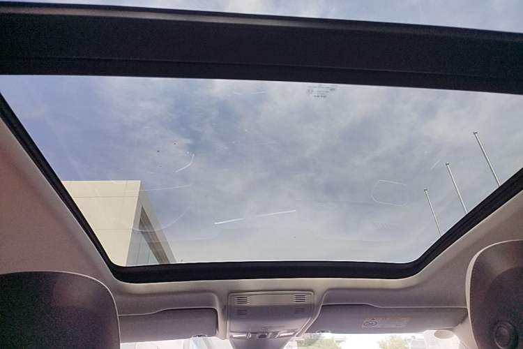Used Volkswagen Tayron  Headliner