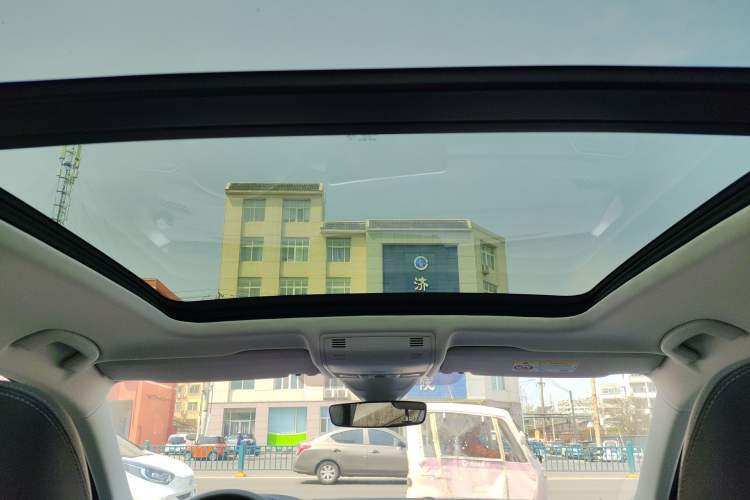 Used Volkswagen Tayron 2023 300TSI Two-Wheel-Drive Luxury Plus Advanced Edition Headliner