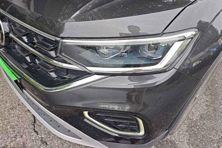 Used Volkswagen Tayron 2023 330TSI Two-Wheel-Drive Luxury Plus Advanced Version Left Front Headlight