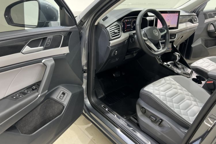 Used Volkswagen Tayron 2023 280TSI Two-Wheel-Drive Luxury Plus Advanced Version Left Front Seat