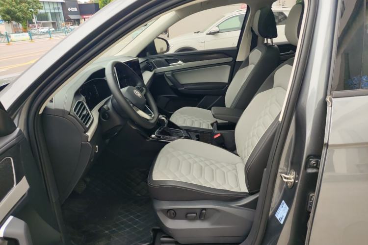 Used Volkswagen Tayron 2023 300TSI Two-Wheel-Drive Luxury Plus Advanced Edition Left Front Seat